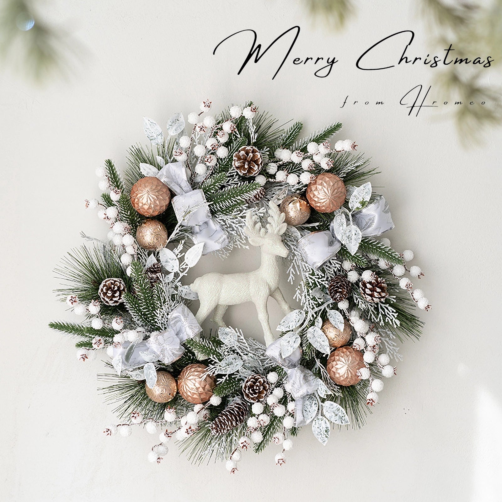 Real Touch kunstmatige dennenkrans met bessen, dennenappels en ornamenten - 20&