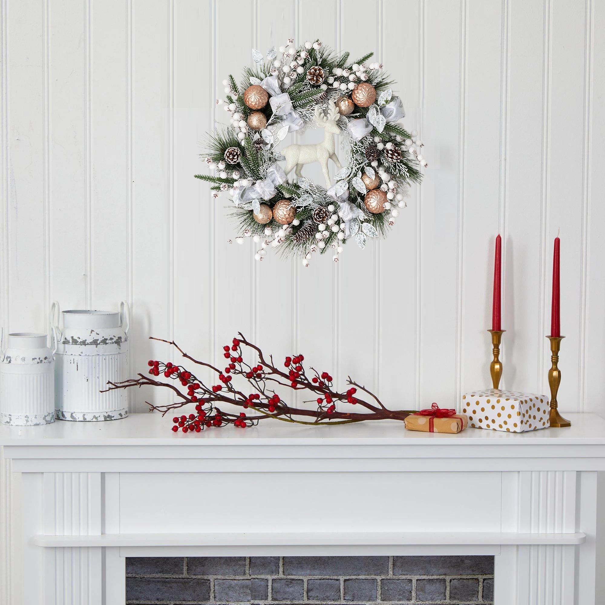 Real Touch kunstmatige dennenkrans met bessen, dennenappels en ornamenten - 20&