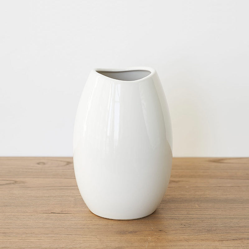 White simple ceramic vase - 7.6"