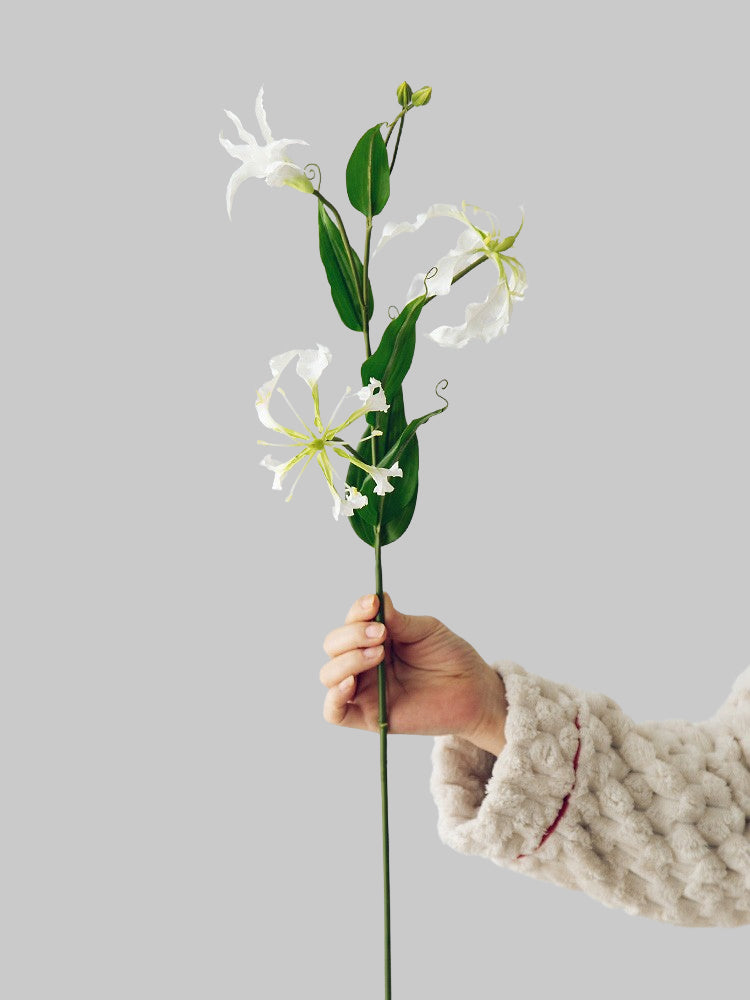 Stelo di Giglio di Fuoco Artificiale Real Touch - Ramo Esotico Scultoreo di Giglio - 30"