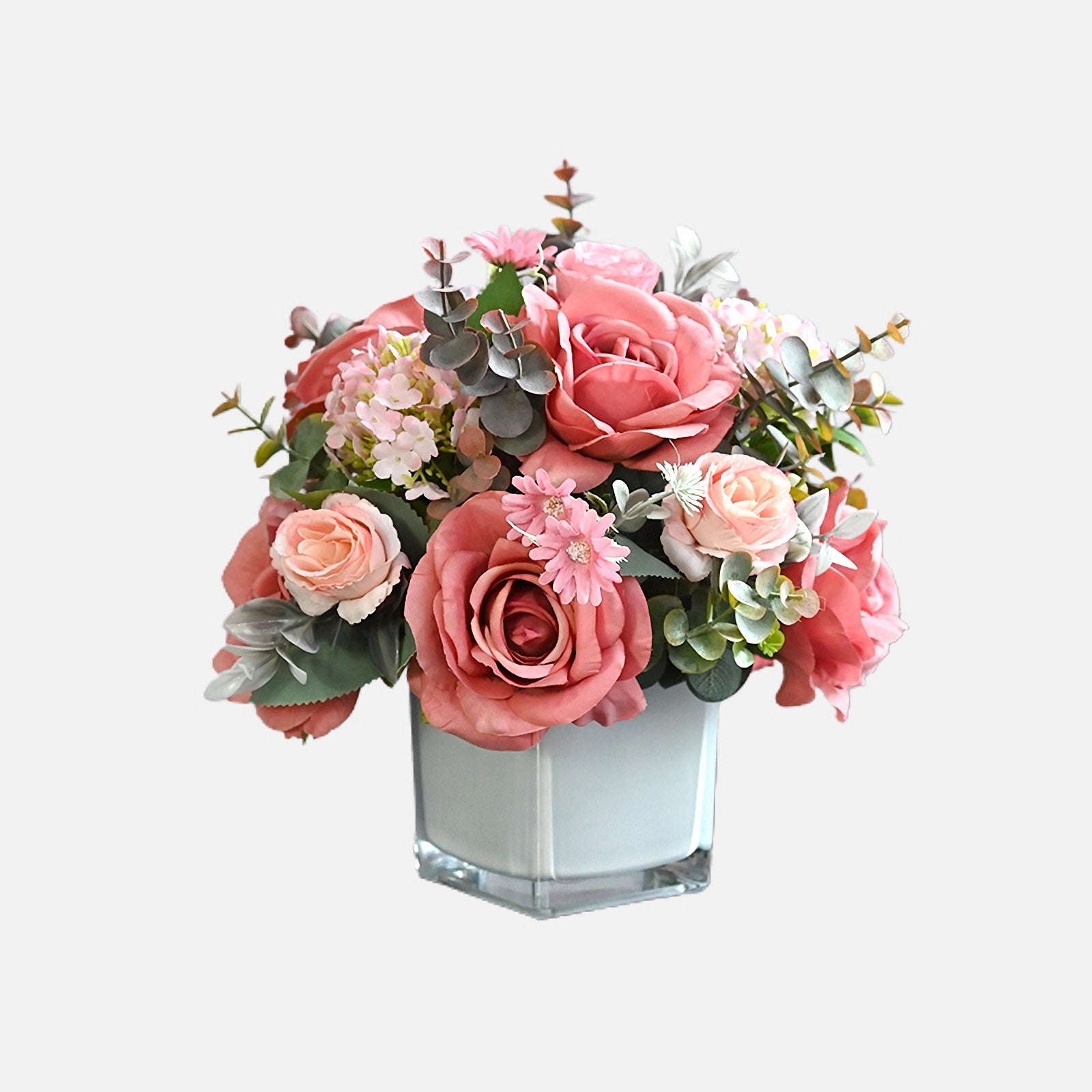 Centro de flores de seda con rosa cereza, rosa china, hortensia, margarita inglesa y hojas de eucalipto - 10.6‘’