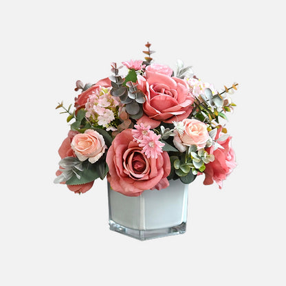 Centro de flores de seda con rosa cereza, rosa china, hortensia, margarita inglesa y hojas de eucalipto - 10.6‘’