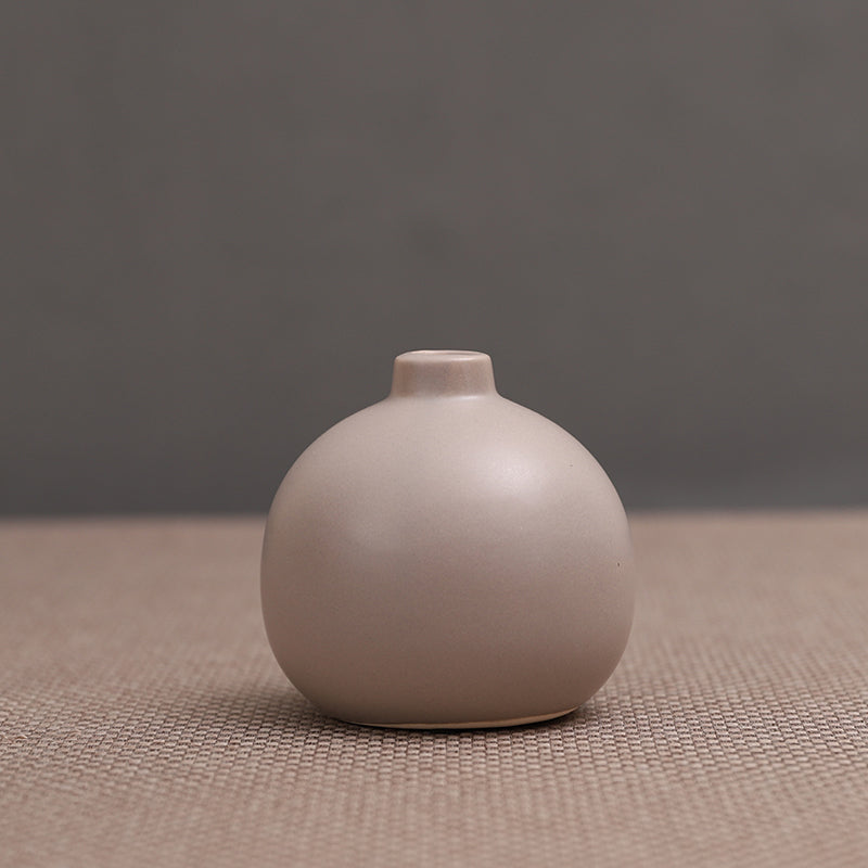 Small round ceramic vase - 3.9"