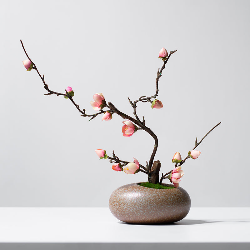 Japanse stijl kunstmatige pruimenbloesem bloemstuk - 11.8"