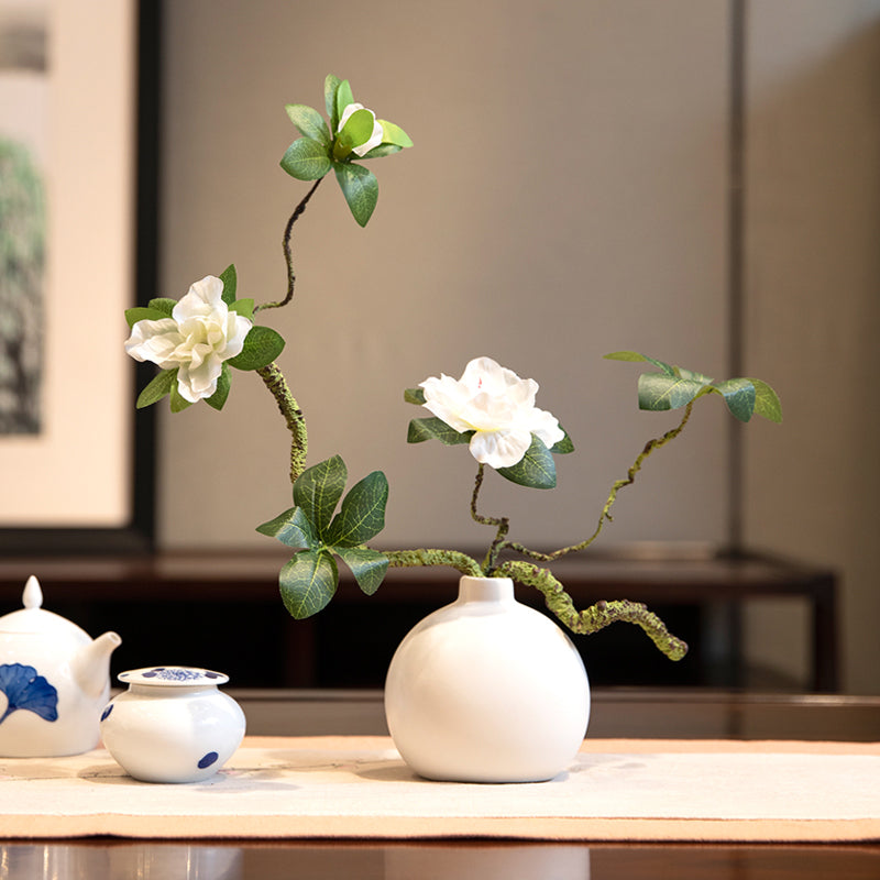 Azalea kunstbloemarrangement in kleine witte ovale vaas - 12.5"