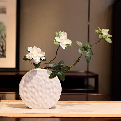 Azalee Seidenblumenarrangement in weißer schlichter runder Vase - 13.5"