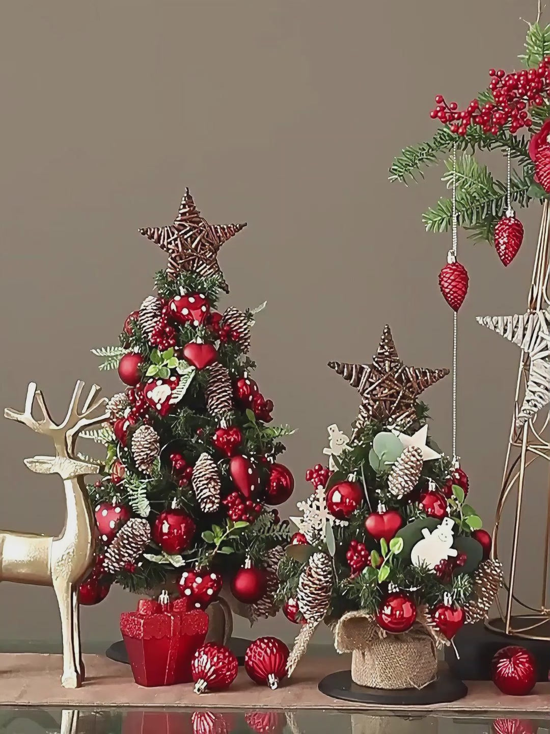 Luxury Artificial Mini Tabletop Christmas Tree with Light - 17.3&
